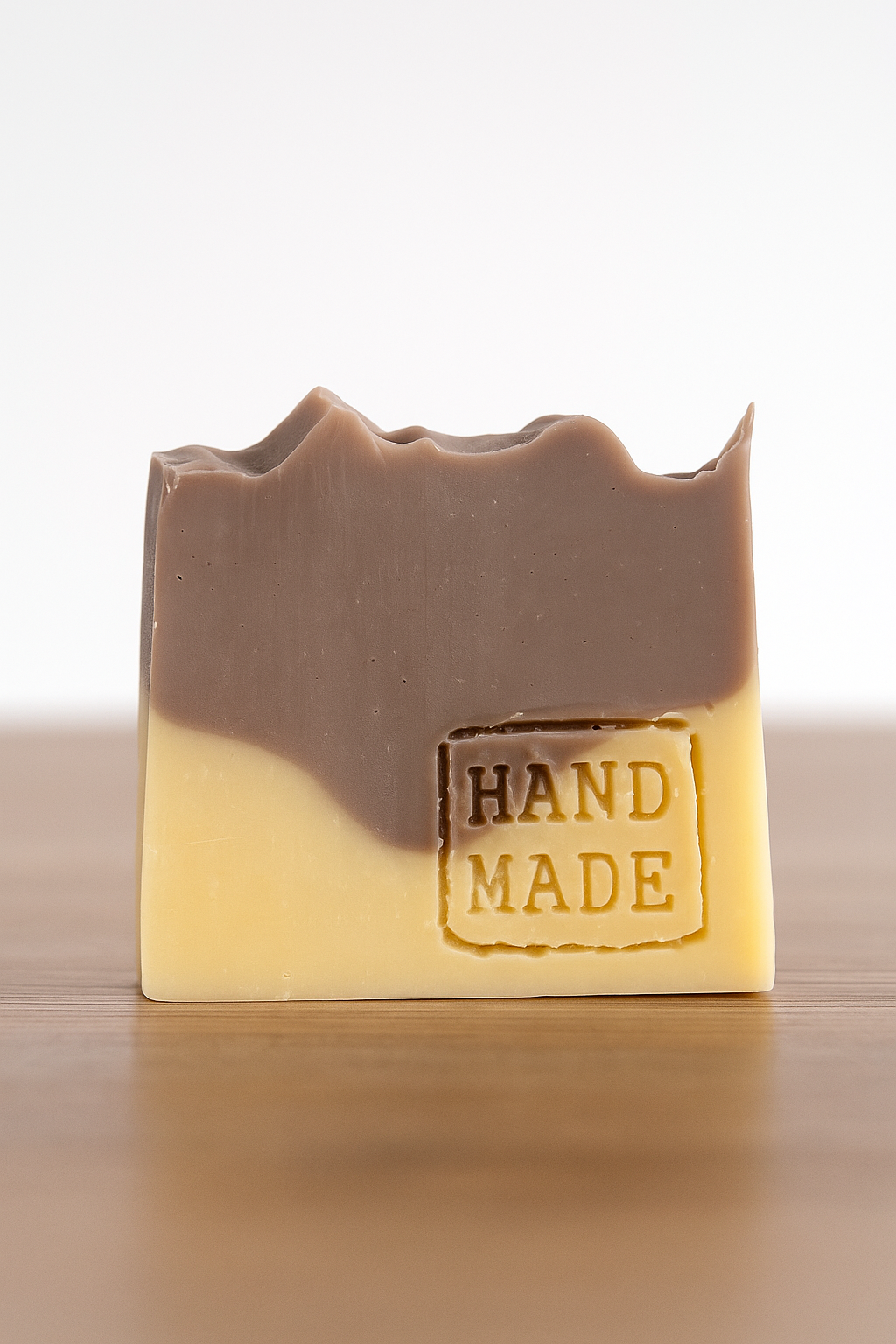 SOAP NO. 01 | Natuurlijke Zeep Lavendel & Cederhout - Handgemaakt & Puur (ca. 100g)