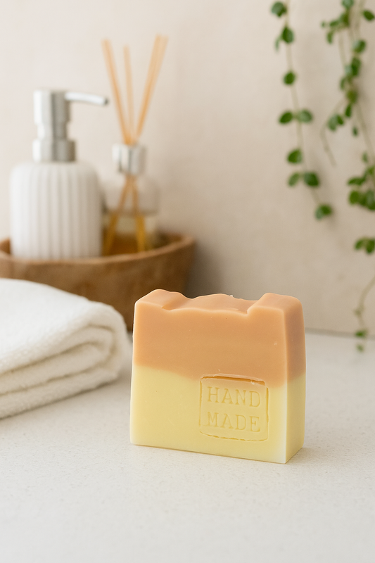 SOAP NO. 02 | Natuurlijke Zeep Gevoelige Huid - Handgemaakt & Puur (ca. 100g)